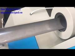 Máquina de prueba de bandejas de papel para pasteles en funcionamiento para el cliente de Colombia